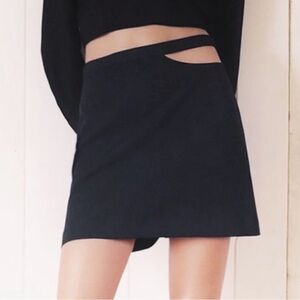 Zara Black Mini Skirt Exposed Waist Cutout Size XS New